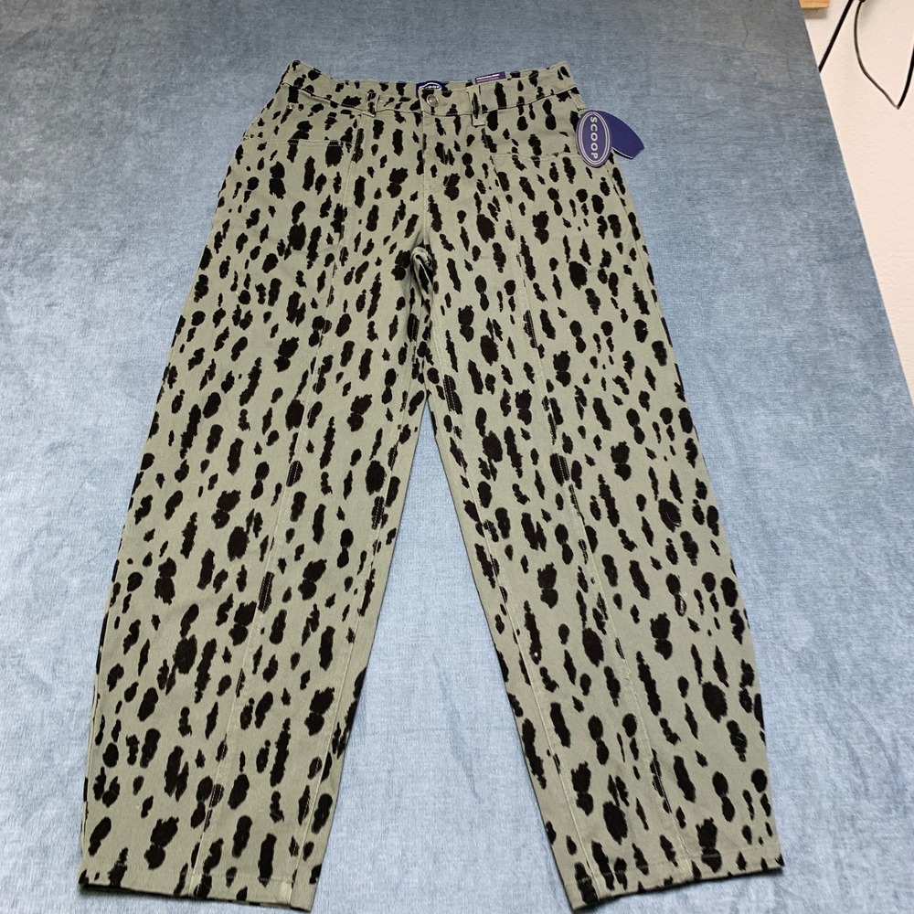 Scoop Jeans Women's 12 Green Black Leopard Print Modern Silhouette Barrel Leg